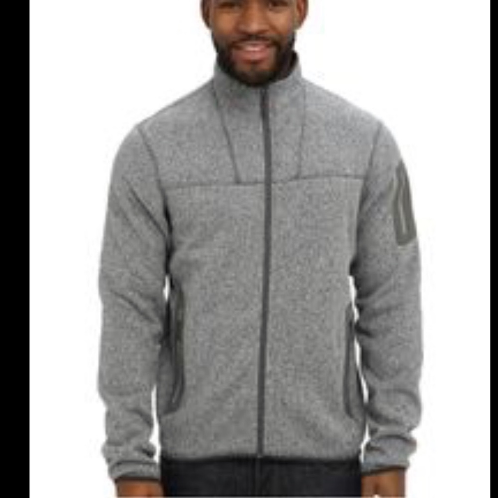 Arc’teryx Fleece Knitted Men’s Hooded Jacket